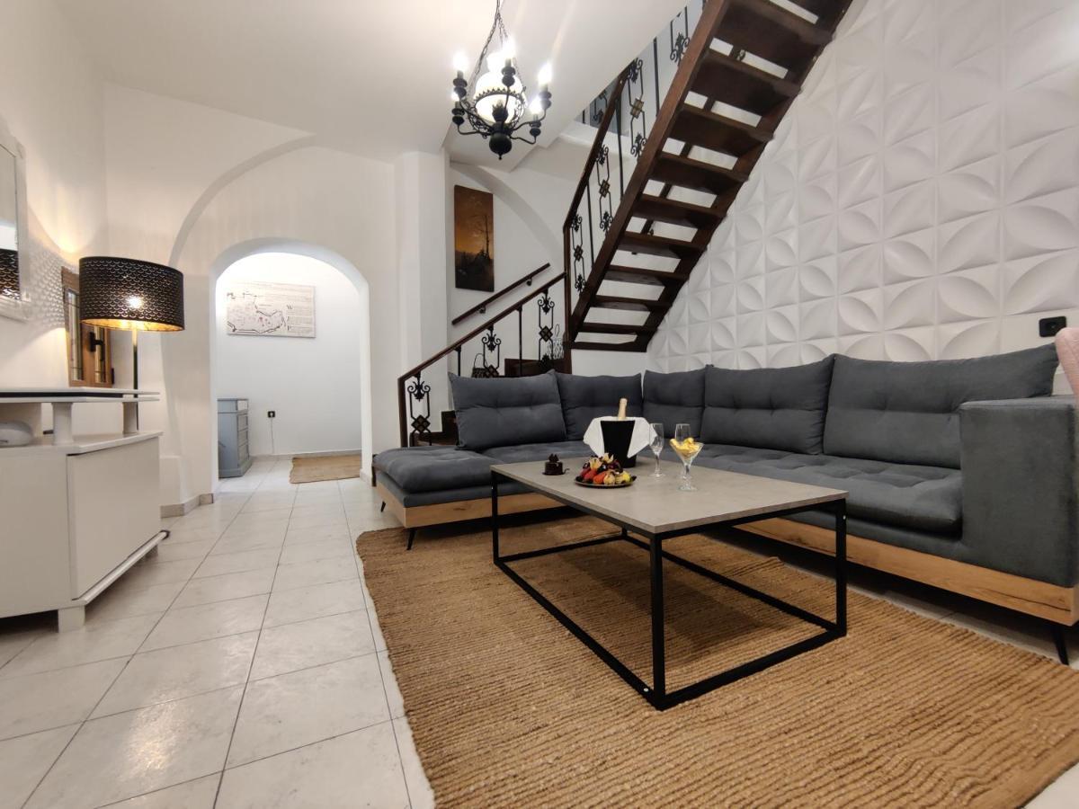 A Unique 3-4 Bedrooms House In Old Town Rhodes City Eksteriør billede